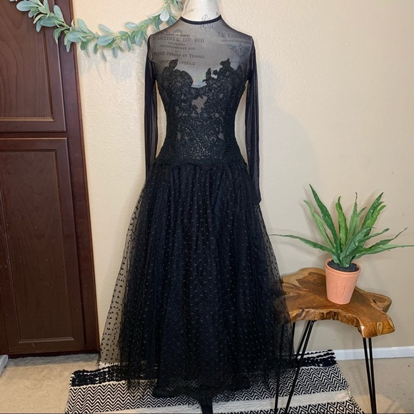 Tadashi ~ Vintage Black Lace and Tulle Dress - Picture 12 of 12